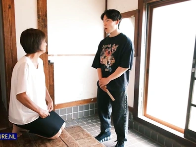Passionate Mature Japanese Woman Moans Loudly During Rough Sex Scene