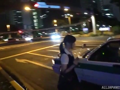 Sultry Japanese Chick Talked Into Car Blowjob with Ishimi Chiharu's Tempting Mouth