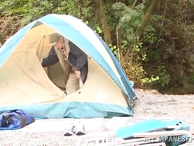 Outdoor Quickie Fun Between Older Man & Cute Teen Lover