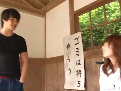 Sultry Japanese Model Gets Thoroughly Fucked Outdoors