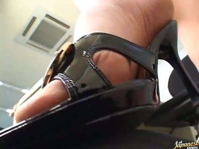 Office Seduction: Boss Fucks Chinami Sakai While She Worship Feet