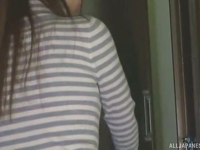Sexy Brunette Finally Gets Her Mouth Around that Long Cock