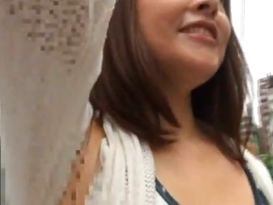 Japanese Mature Gets Excited by Dildo Play in Amateur Porn Showdown