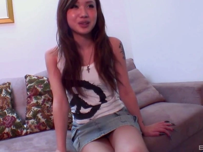 Japanese Amateur Luna Shows Off Small Boobs While Masturbating Open-Legged