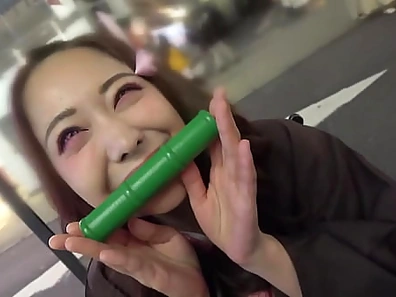 Neko Kamado, a master of ecchi techniques, suddenly appeared on Halloween in Shibuya. Creampie & facial with HARD piston screaming orgasm! ! Part1
