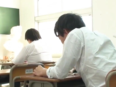 Reina Nanjo's MILF Temptation in Seductive Stocking Action