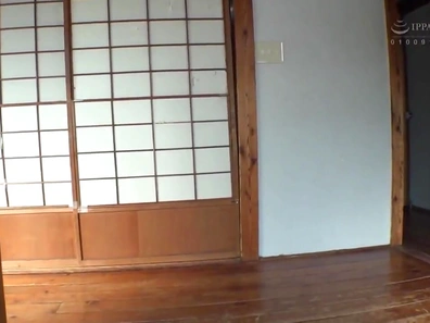 Japanese Teens Tease Voyeurs by Secretly Showing Off Sexy Panties