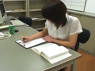 Hot Japanese Sex Ed Lesson: Teacher Lesbians Exploring Pussies with Toys