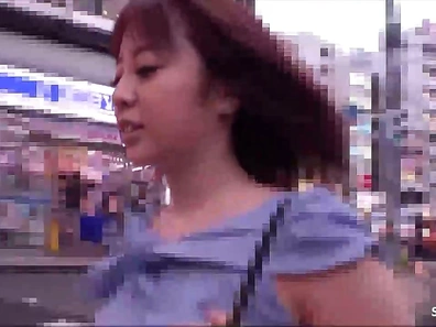Seductive Petite Japanese Girl Offers Oral Delights to Random Men Unfiltered