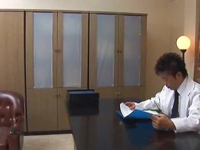 Lucky Doctor Enjoys Sexy Japanese Girl's Expert Blowjob Skills