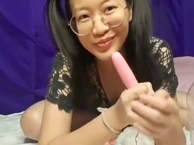 Rude Asian Babe Shows Off Curves While Vibrating Her Wet Pussy Rawly.