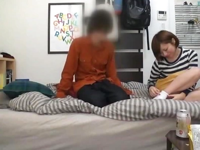 Nampa Tsurekomi gets her vagina screwed good