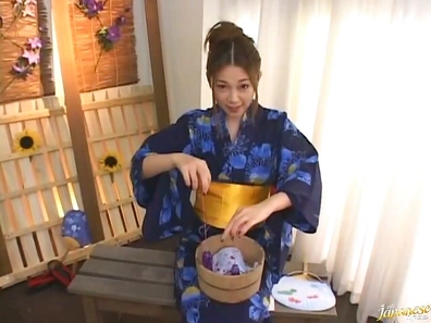 Asami Ogawa Pretty Asian chick in sexy costume likes games