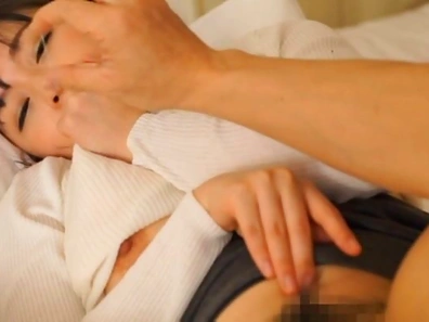 Amateur Asian brunette enjoys cock in her twat before swallowing