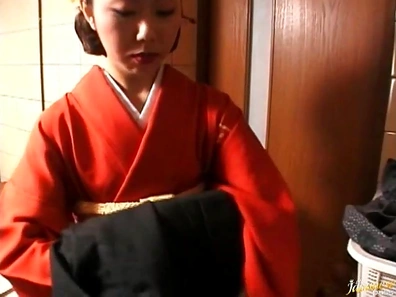 Ai Watanabe Lovely Asian mature chick