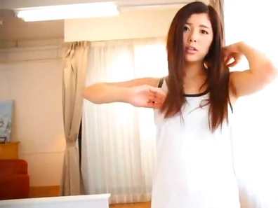 Passionate Woman Screams Ecstatically When Deeply Pleasured Thoroughly