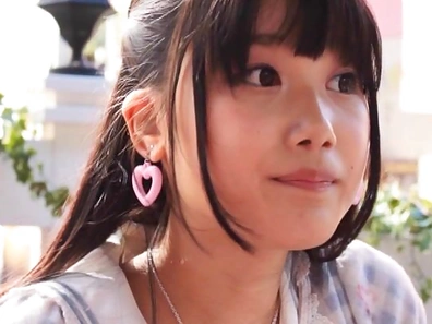 Handjob diva Aya Miyazaki loves the taste of hot cock