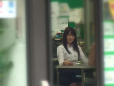 Japanese hot young girl is having mindblowing fun
