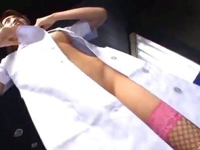 Sultry Japanese Beauty Enjoys Vibrating Pleasure Deep Inside