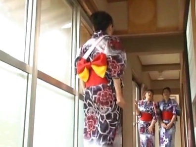Japanese Chick Gets Hardcore Fucked by Her Boyfriend
