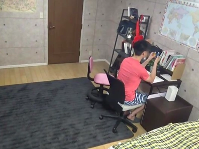 Japanese amateur beauty handles dick in all holes