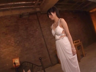 Hot oiled up babe Airi Suzumura gets fucked and a facial