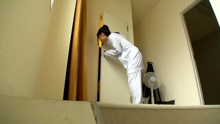 Hot Asian teen Nagomi gives a sizzling blowjob on the toilet