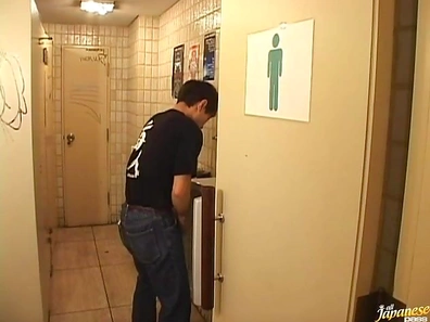 Hot Japanese gives a fantasy blowjob