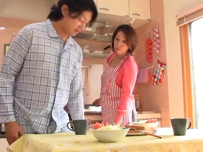 Horny Japanese AV mature model rubs her naughy pussy